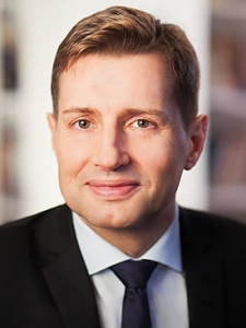 Dr. Michael Tomski